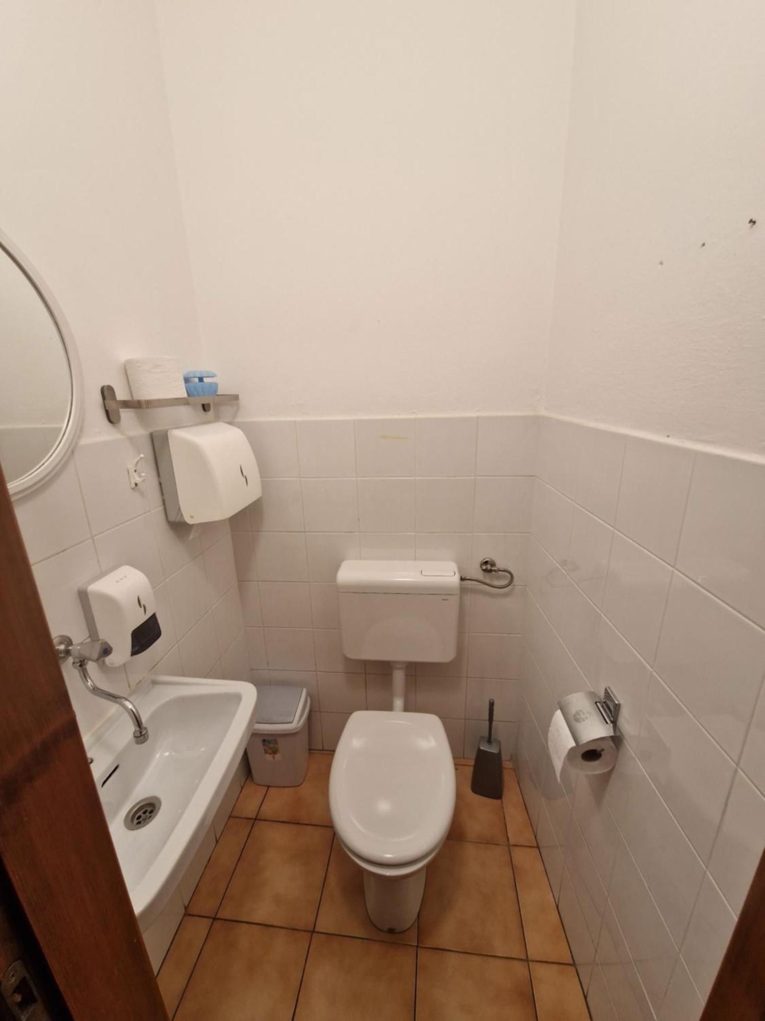 Apartma In Soba Vipavski Kriz อายดอฟช์ชีนา ห้อง รูปภาพ